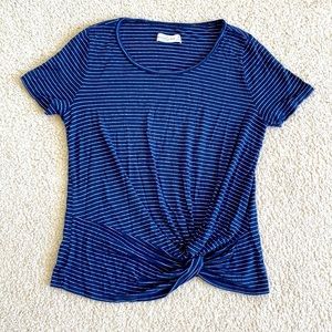 Abercrombie $ Fitch Blue tie-knot T shirt Size XS